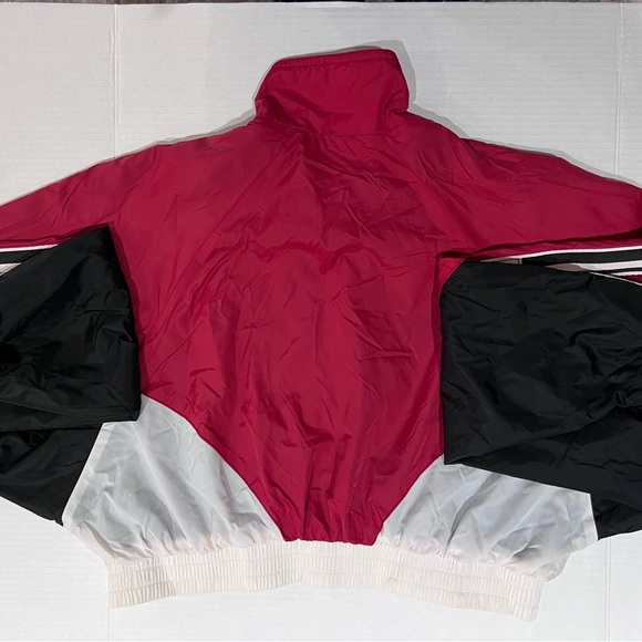 LF The Brand cropped jacket. Super lightweight size S - Picture 8 of 10